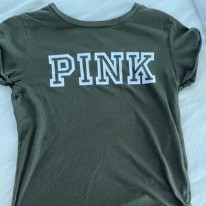 Super cute PINK Victoria’s Secret shirt sleeve tee.